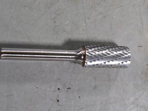 DESCRIPTION: (1) CARBIDE DOUBLE CUT CYLIBER BUR BRAND/MODEL: ATRAX 85285468 SIZE: SA-5 RETAIL$: 61.19 QTY: 1