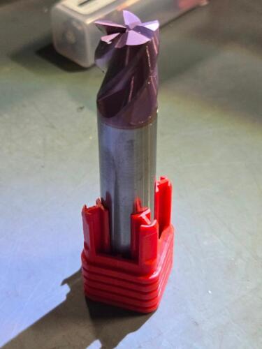 DESCRIPTION: (2) CARBIDE SQ END MILL BRAND/MODEL: FULLERTON 37654 SIZE: 5/8" DIA RETAIL$: 151.99 QTY: 2