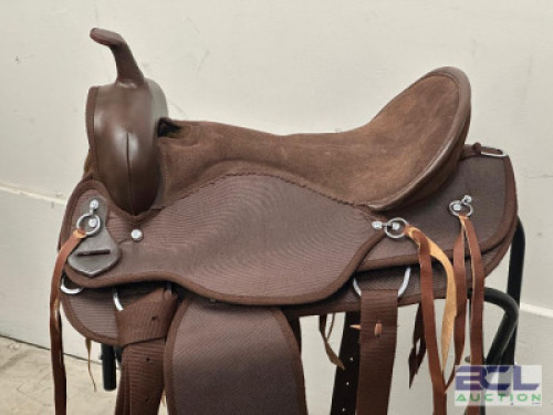 LIGHT WEIGHT WESTERN CORDURA SADDLE
