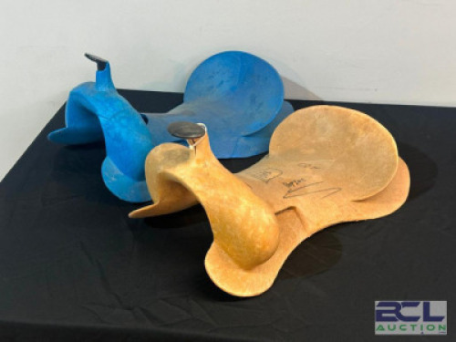 (2) - FIBERGLASS SADDLE TREES