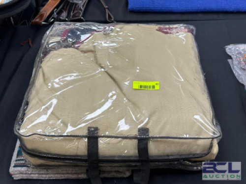 TURNOUT WATERPROOF HEAVY WEIGHT WINTER HORSE BLANKET