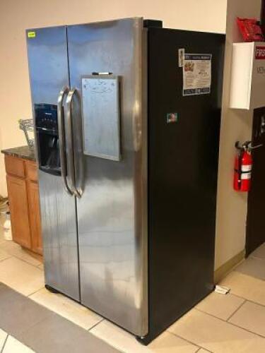 25.6 CU. FT. SIDE BY SIDE REFRIGERATOR