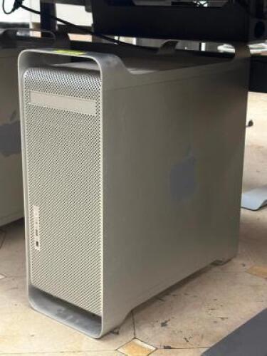 APPLE POWER MAC G5 DESKTOP COMPUTER