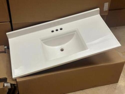 GLOSS SMOOTH LAVATORY WITH INTEGRAL BACKSPLASH