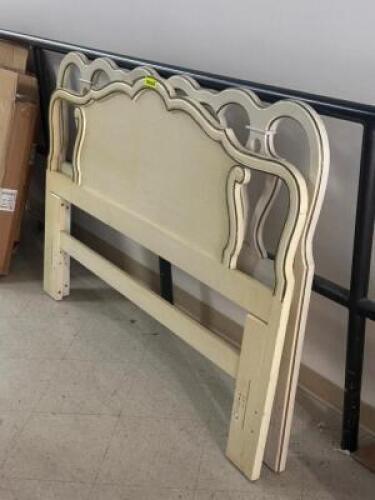 HEAD AND FOOTBOARD SET