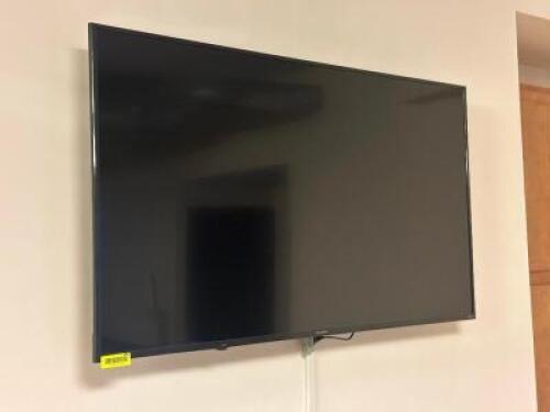 WALL MOUNTED TV WITH KEYBOARD
