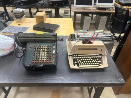 (2) - VINTAGE TYPER WRITERS