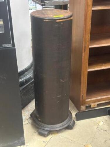 WOOD PEDESTAL