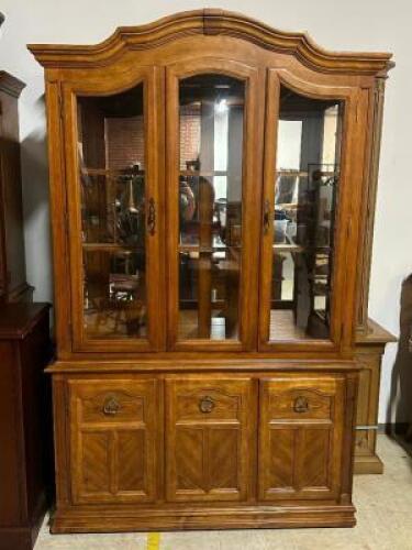 VINTAGE CHINA CABINET