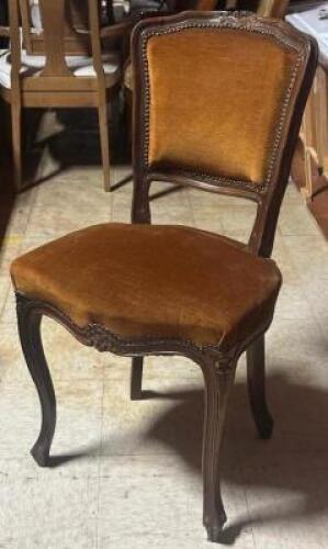 (4) - DINNING CHAIRS