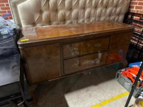 VINTAGE DRESSER