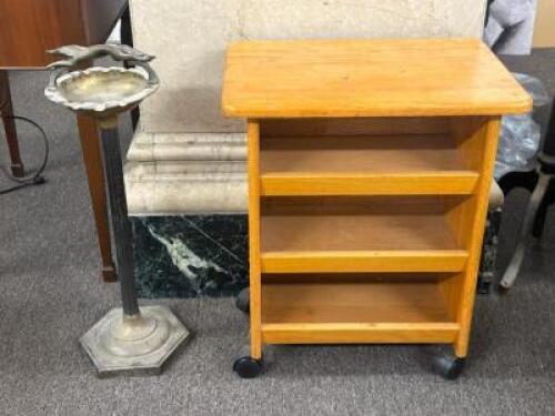 ROLLING TABLE AND ASH TRAY