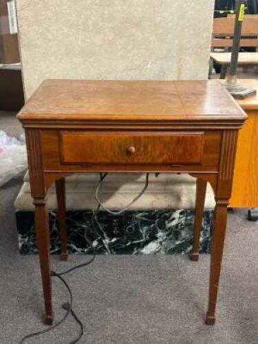 SEWING TABLE