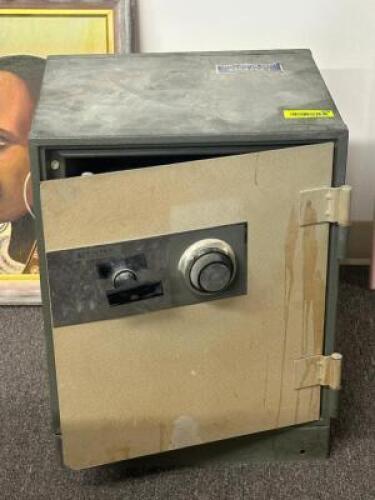 VINTAGE COMBINATION SAFE