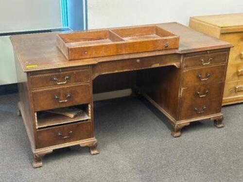 VINTAGE EXECUTIVE DESK