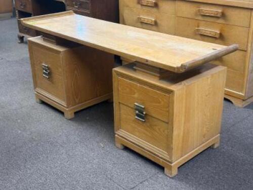 VINTAGE DESK