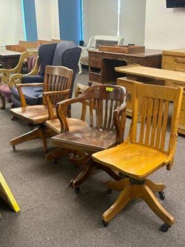 (4) - VINTAGE OFFICE CHAIRS