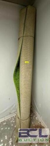 8 FT. AREA RUG