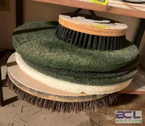 ASSORTED CLEANING WHEELS