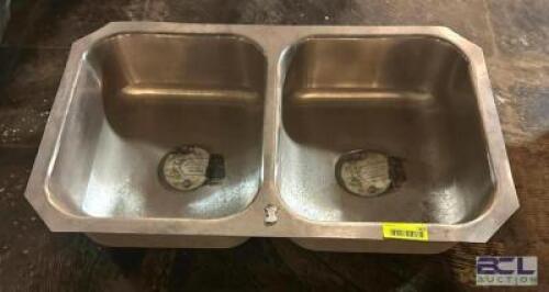 TWO WELL STAINLESS KITCHEN SINK