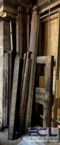 ASSORTED VINTAGE CROWN MOLDING