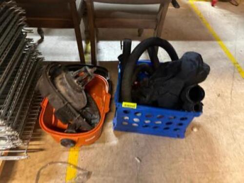 SHOP VAC WITH ASSORTED PARTS