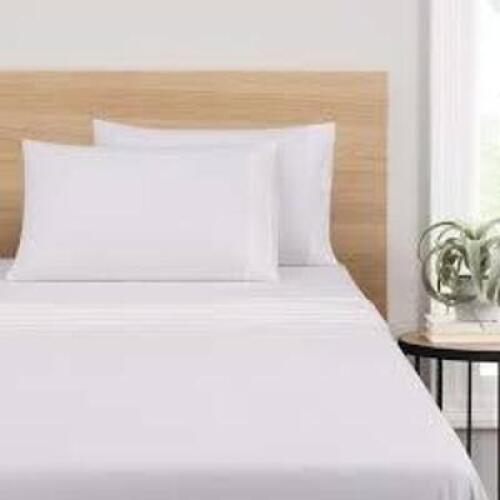 DESCRIPTION: (1) SET OF T TO SHIRT SOFT BED SHEETS BRAND/MODEL: MAINSTAYS INFORMATION: WHITE, JERSEY SIZE: KING RETAIL$: $34.97 EA QTY: 1