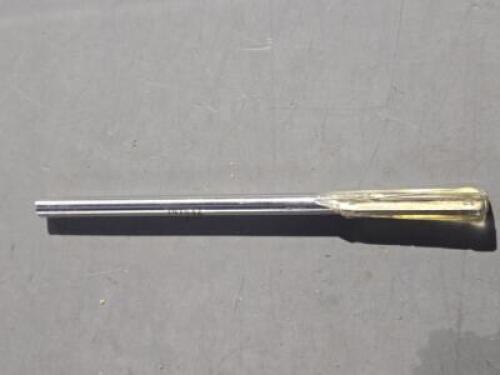 DESCRIPTION: (1) CARBIDE TIPPED CHUCKING REAMER BRAND/MODEL: MADE IN USA 02041200 SIZE: 0.3135" RETAIL$: 143.42 QTY: 1