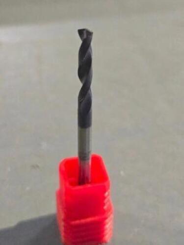 DESCRIPTION: (1) SOLID CARBIDE JOBBER DRILL BIT BRAND/MODEL: ACCUPRO 63310171 SIZE: #39 RETAIL$: 24 QTY: 1