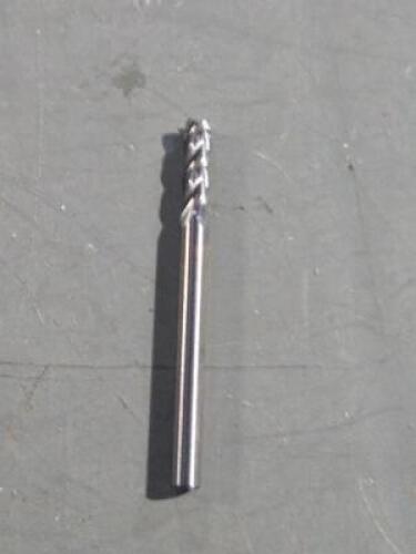 DESCRIPTION: (1) SOLID CARBIDE SQ END MILL BRAND/MODEL: OSG 404 TO 1181 SIZE: 3 mm X10mmX3mm QTY: 1