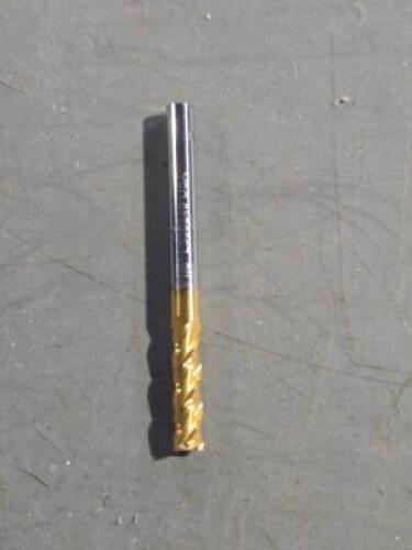 DESCRIPTION: (1) SOLID CARBIDE SQ END MILL BRAND/MODEL: HERTEL 88250113 SIZE: 1/8"X1/2"X1/8" QTY: 1