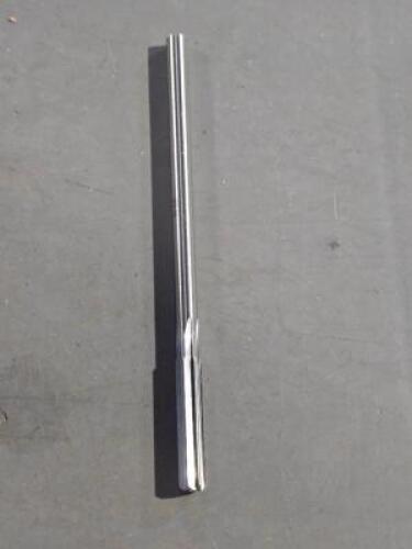 DESCRIPTION: (2) HSS CHUCKING REAMER BRAND/MODEL: MADE IN USA 02290211 SIZE: 21/64"X 1 TO 1/2" RETAIL$: 113.4 QTY: 2