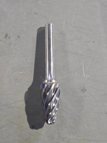 DESCRIPTION: (1) TREE W/ RADIUS BURR BRAND/MODEL: ATRAX 85289445 SIZE: 1/2" DIA RETAIL$: 46.55 QTY: 1