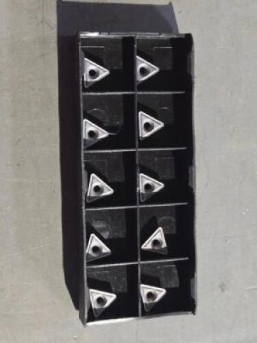 DESCRIPTION: (10) CARBIDE TURNING INSERTS BRAND/MODEL: VC TT222 I55 RETAIL$: 81.7 QTY: 10