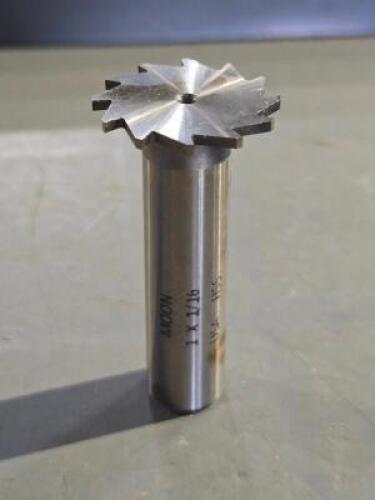 DESCRIPTION: (1) HSS WOODRUFF KEYSEAT CUTTER BRAND/MODEL: HERTEL 07006604 SIZE: 1"X1/16"X1/2" RETAIL$: 57.92 QTY: 1