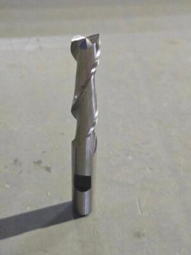 DESCRIPTION: (1) COBALT SQ END MILL BRAND/MODEL: HERTEL 41113945 SIZE: 3/8"X1 TO 1/2"X3/8" RETAIL$: 30.67 QTY: 1