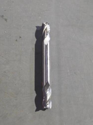 DESCRIPTION: (1) HSS DE SQ END MILL BRAND/MODEL: HERTEL 87151247 SIZE: 3/8" X 3/4"X3/8" RETAIL$: 21.97 QTY: 1