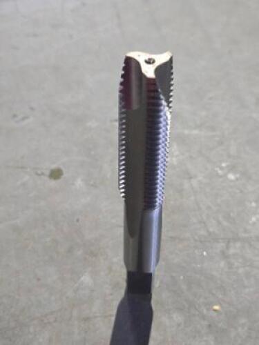DESCRIPTION: (2) SPIRAL POINT STI TAPS BRAND/MODEL: HERTEL 07682941 SIZE: 1/2 TO 13 UNC RETAIL$: 54.13 QTY: 2
