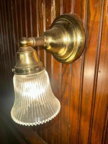 (2) WALL SCONCE LIGHT FIXTURES