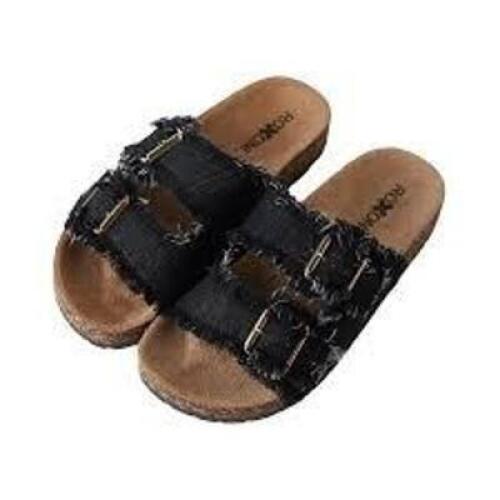 DESCRIPTION: (1) PAIR OF SANDALS BRAND/MODEL: ROXONI INFORMATION: DEMIN, SLIDES, STRAPS SIZE: SIZE 9 RETAIL$: $17.24 EA QTY: 1