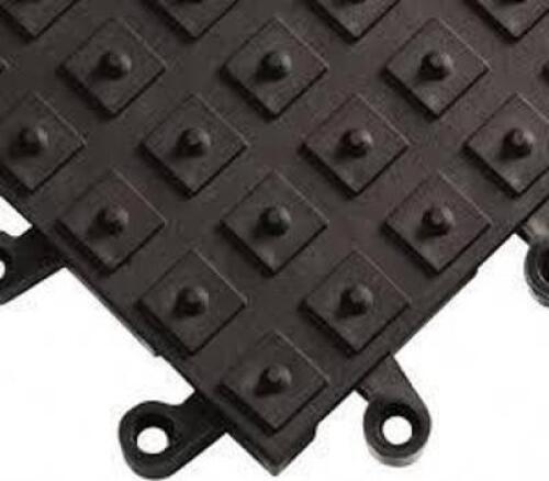 DESCRIPTION: (2) DECK WITH NO SLIT CLEATS BRAND/MODEL: WEARWELL #62809785 SIZE: 7/8" X 18" X 18" RETAIL$: $70.70 EA QTY: 2
