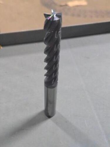 DESCRIPTION: (1) SOLID CARBIDE SQ END MILL BRAND/MODEL: ACCUPRO 04612453 SIZE: 5/8" x3-1/4" X 5/8" RETAIL$: 224.26 QTY: 1
