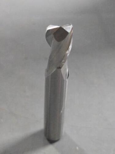 DESCRIPTION: (1) COBALT CORNER RADIUS END MILL BRAND/MODEL: HERTEL 89337828 SIZE: 3/8" X9/16"X3/8" RETAIL$: 35.03 QTY: 1