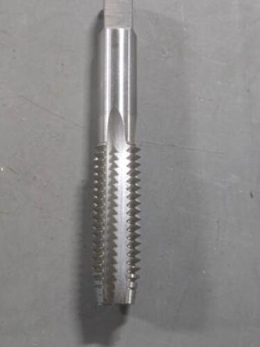 DESCRIPTION: (1) HSS LH PLUG TAP BRAND/MODEL: INTERSTATE 04976110 SIZE: 5/8-11UNC RETAIL$: 52.13 QTY: 1