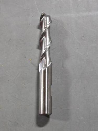 DESCRIPTION: (1) HSS ALUMINUM SQ END MILL BRAND/MODEL: HERTEL 02478501 SIZE: 1/2"DIA 2" LOC RETAIL$: 30.32 QTY: 1