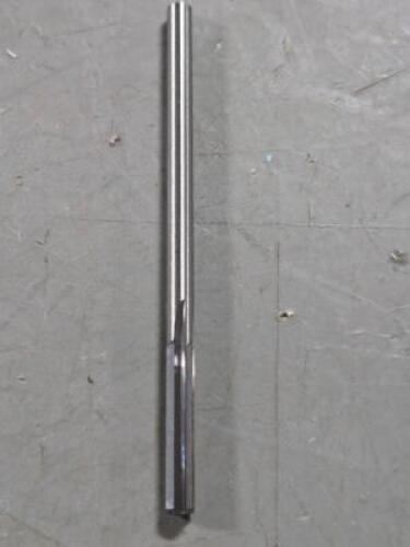 DESCRIPTION: (1) SOLID CARBIDE CHUCKING REAMER BRAND/MODEL: HERTEL 79890661 SIZE: #31 RETAIL$: 37.4 QTY: 1