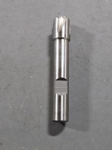DESCRIPTION: (1) SOLID CARBIDE CORNER ROUNDING END MILL BRAND/MODEL: VC SIZE: 3/64X3/8" QTY: 1
