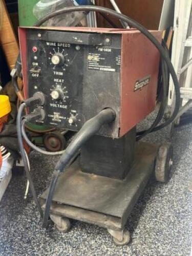 SNAP ON 140A MIG WELDER WITH CART AND LEAD