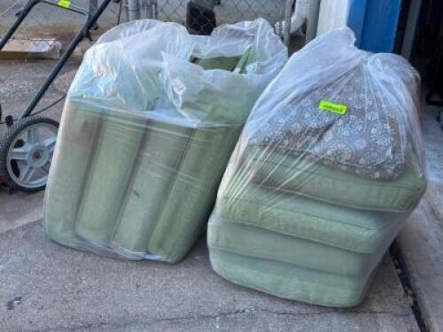PATIO FURNITURE CUSHION SET