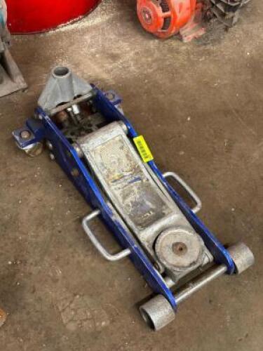LOW PROFILE FLOOR JACK